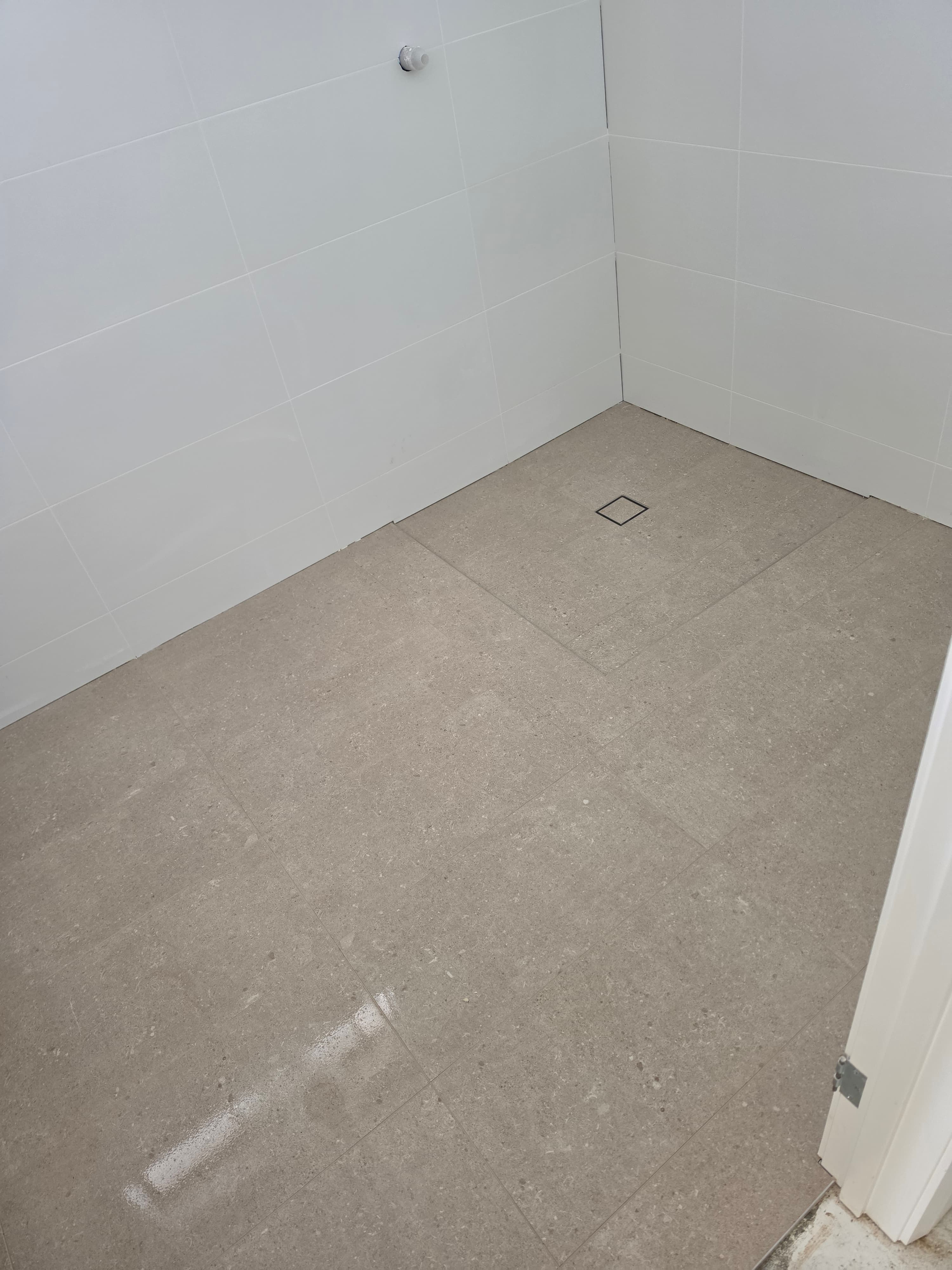 Floor tiling - WALLANDFLOOR Tiling Adelaide